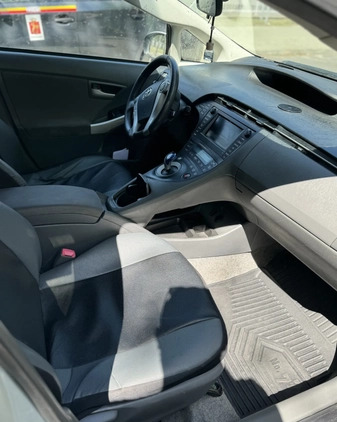 Toyota Prius cena 25500 przebieg: 240000, rok produkcji 2011 z Otwock małe 29